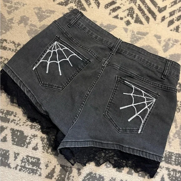 Black Goth Lace Hem Denim Shorts with Web Stitching - Picture 3 of 5